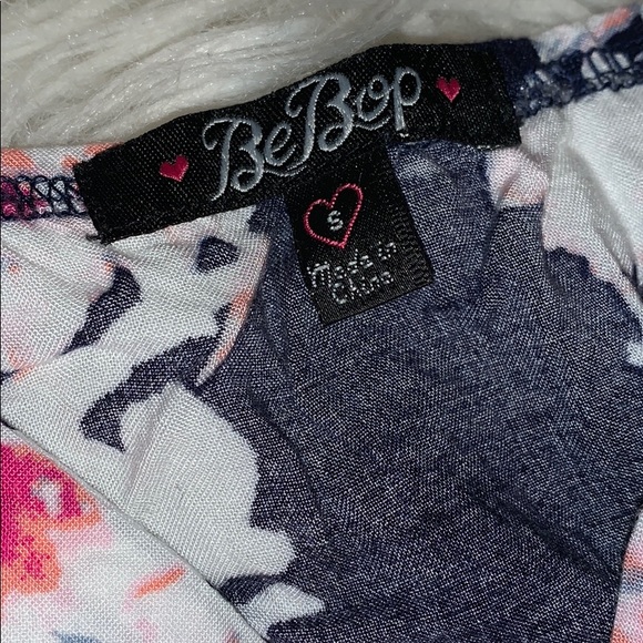 Floral Romper - Picture 4 of 5